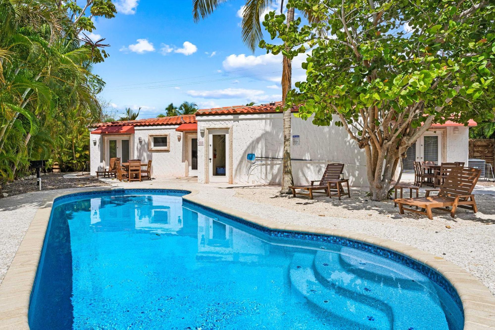 Crescent Beach Villas シエスタ・キー エクステリア 写真