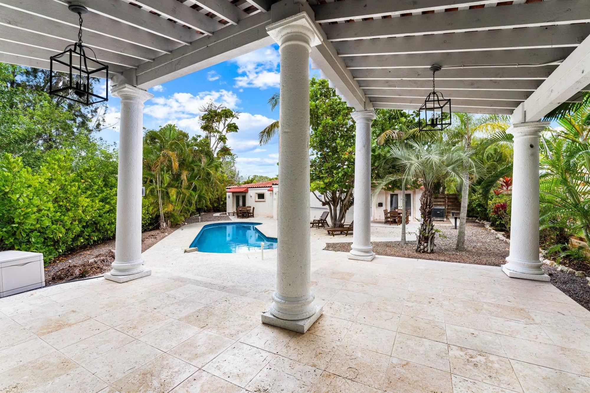 Crescent Beach Villas シエスタ・キー エクステリア 写真