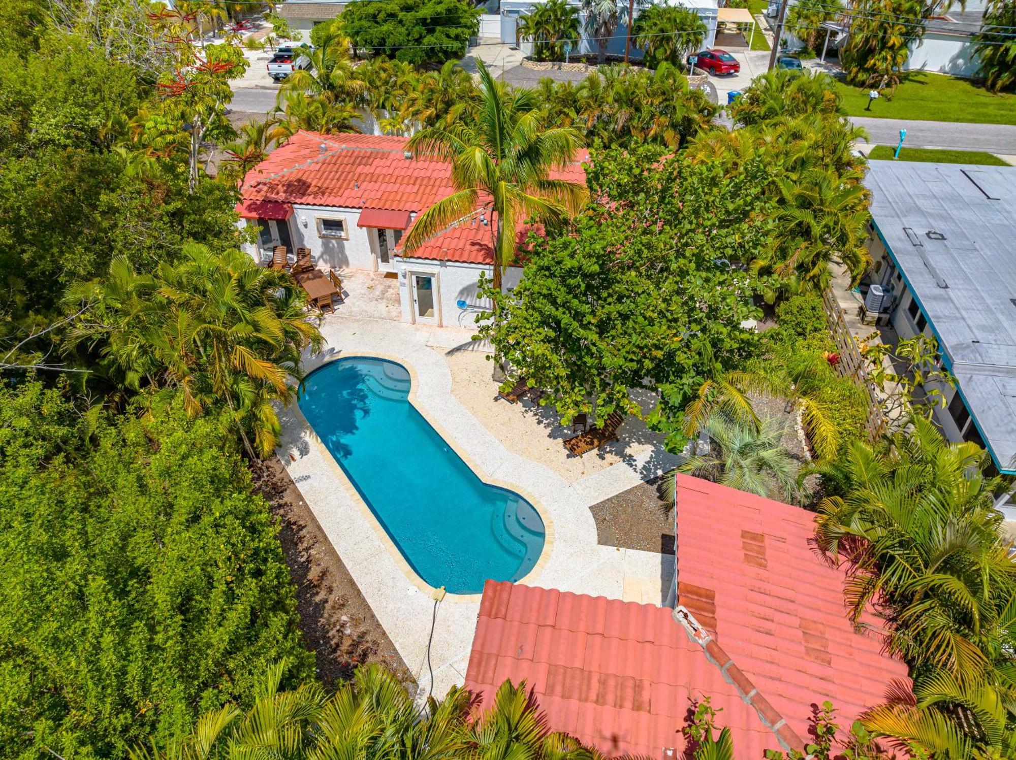 Crescent Beach Villas シエスタ・キー エクステリア 写真