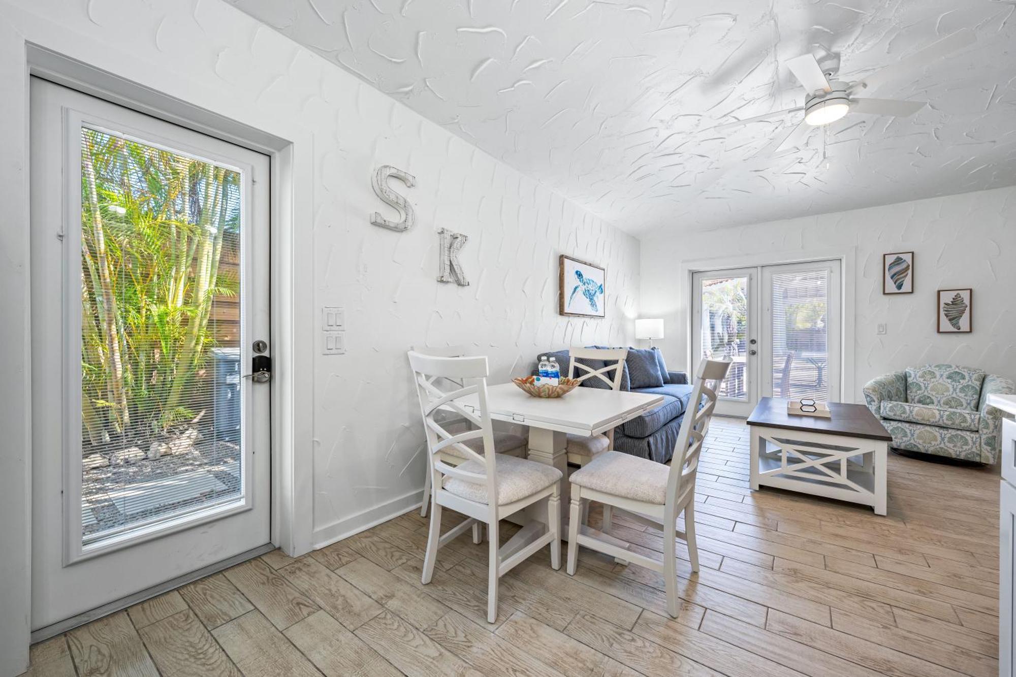 Crescent Beach Villas シエスタ・キー エクステリア 写真